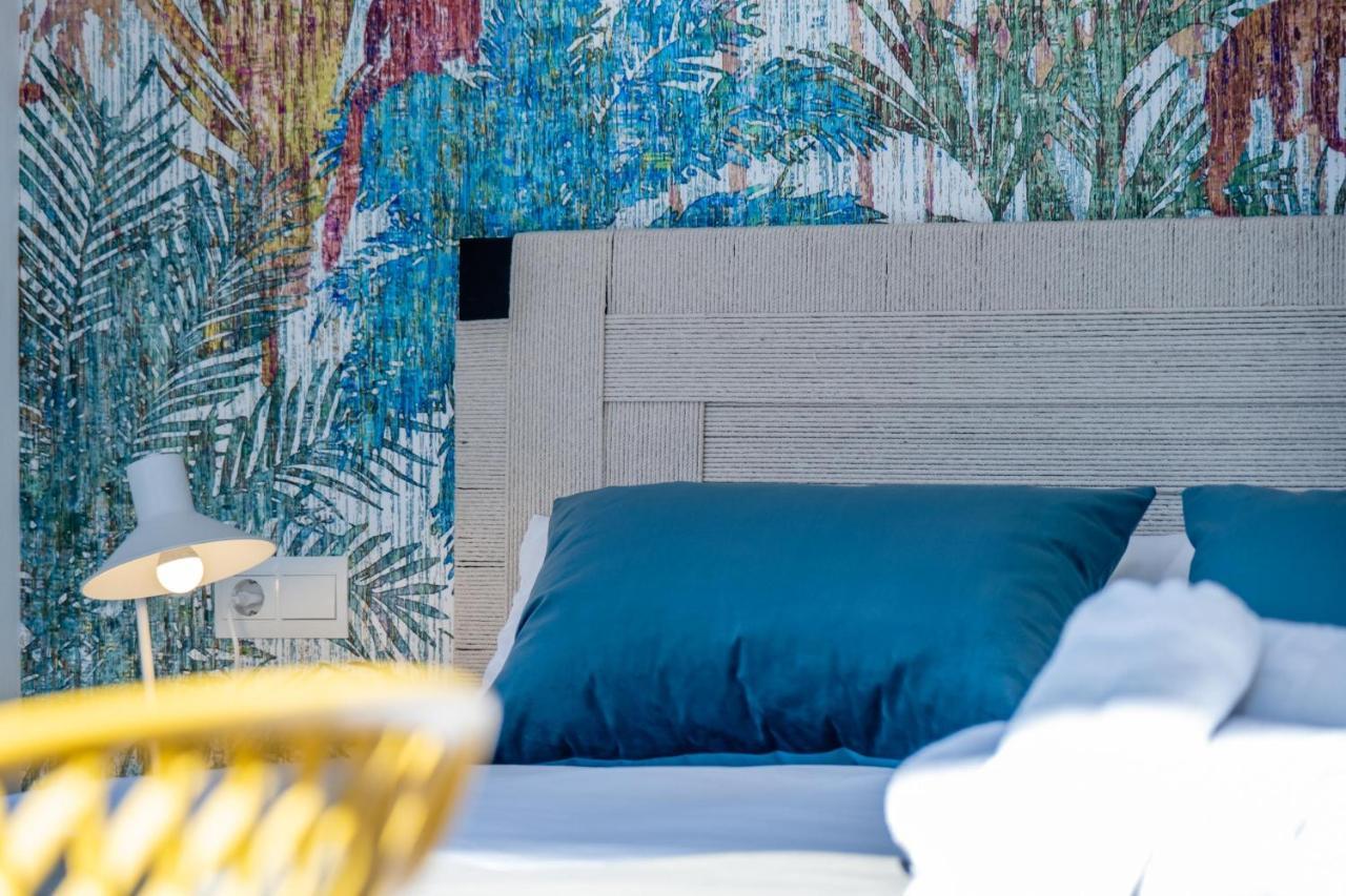 Blue Sea - Houses With Terrace مالقة المظهر الخارجي الصورة